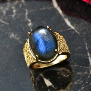 Ever True Malagasy Labradorite Solitaire Ring in 18K Yellow Gold Plated